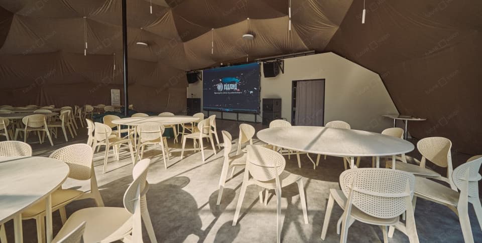 Светодиодный экран для экопарка «Вудлэнд»